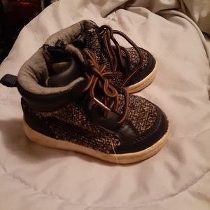 Little boys size 4 boot sneakers